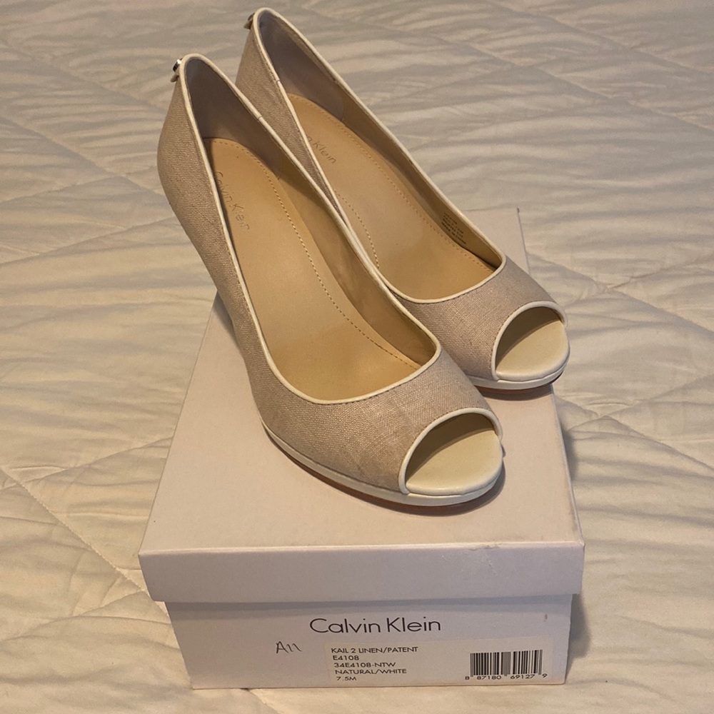 Calvin Klein Kail 2 Natural Linen Peep Toe Pump - Women’s size 7.5
